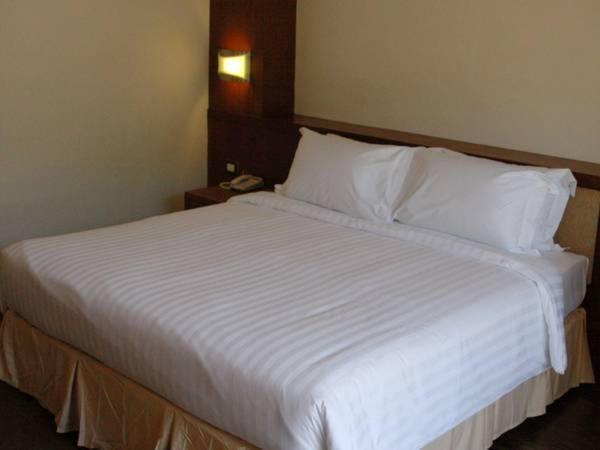Patong Hiran Residence מראה חיצוני תמונה