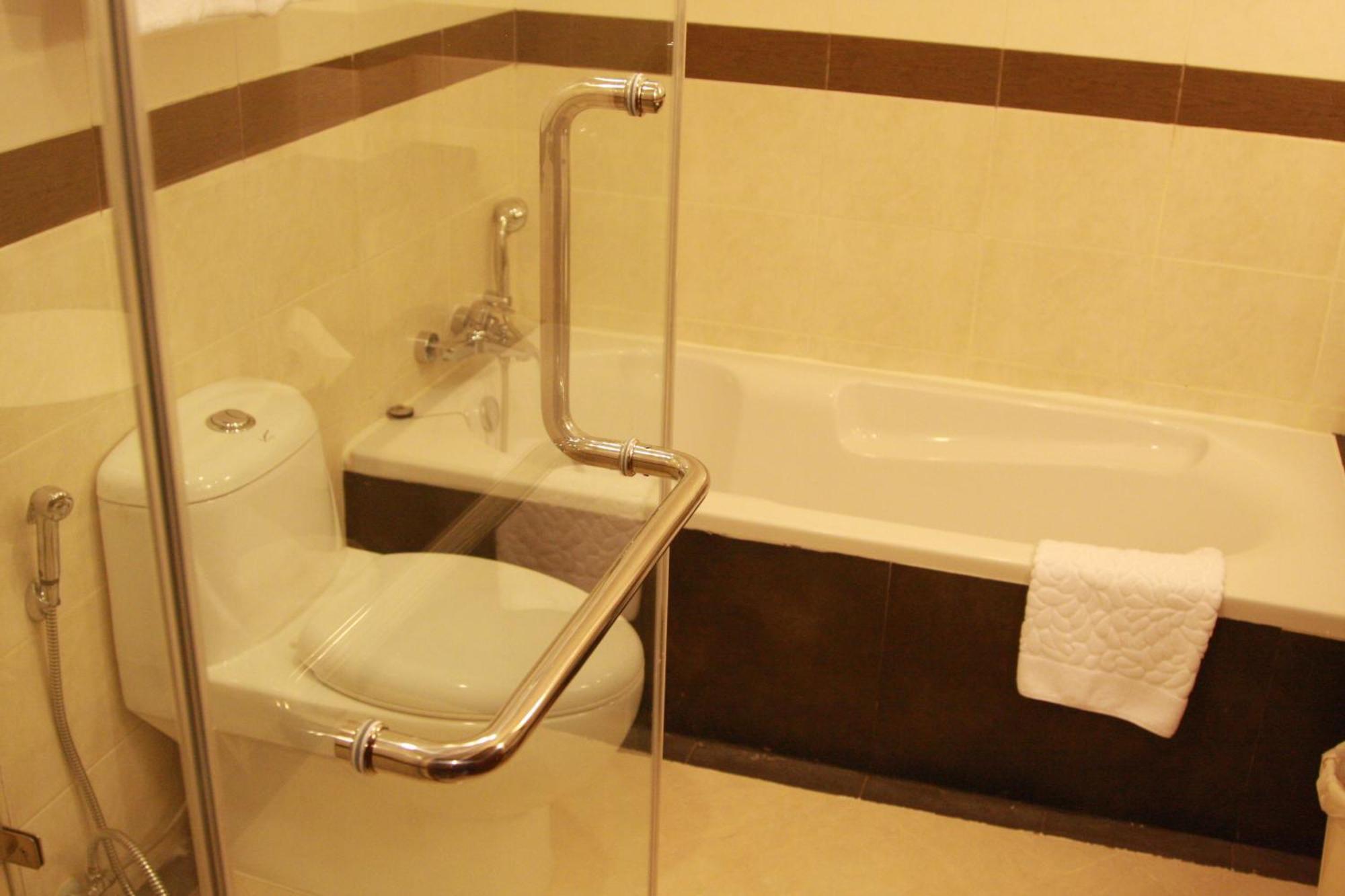 Patong Hiran Residence מראה חיצוני תמונה